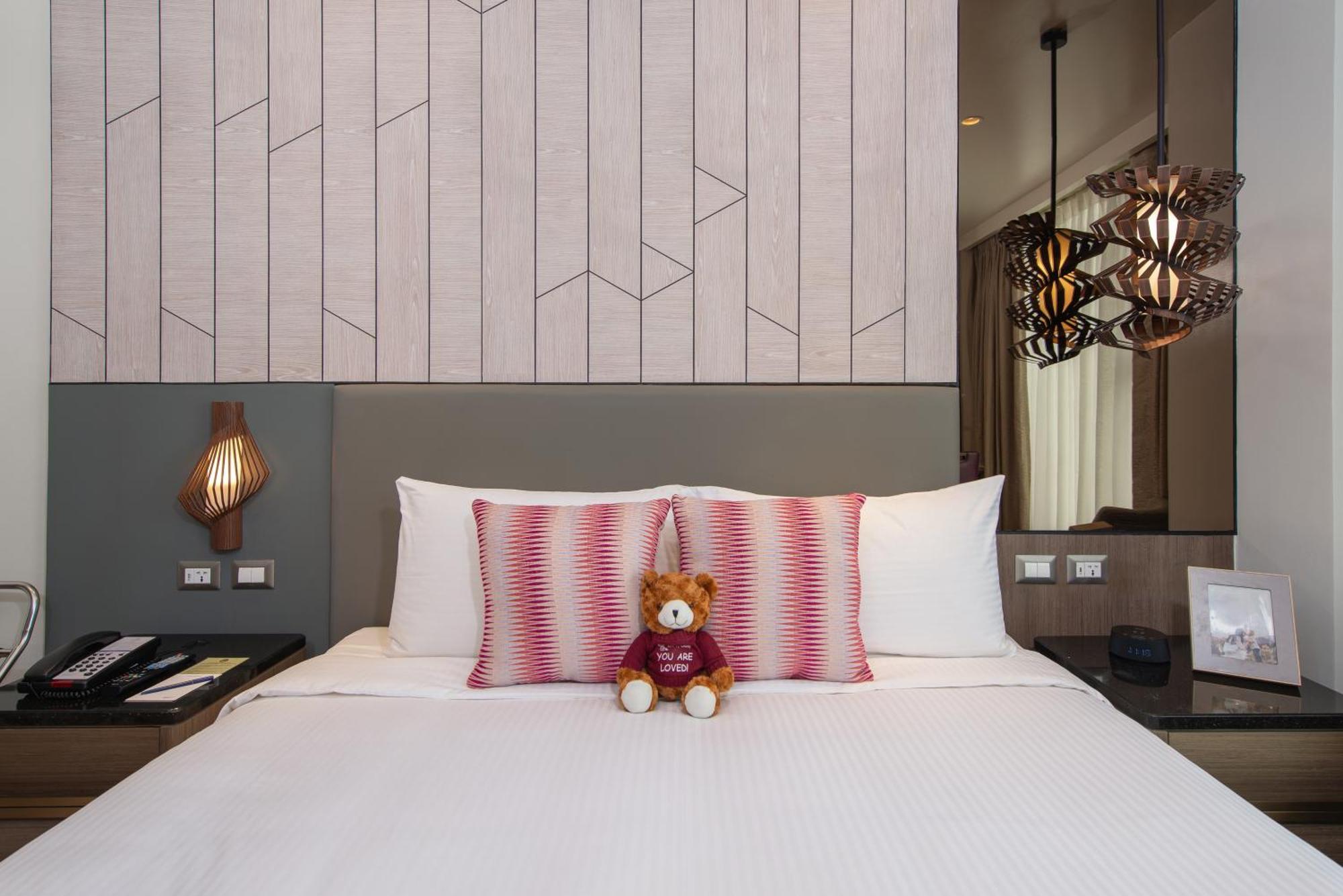 Somerset Central Salcedo Makati Makati City Екстериор снимка
