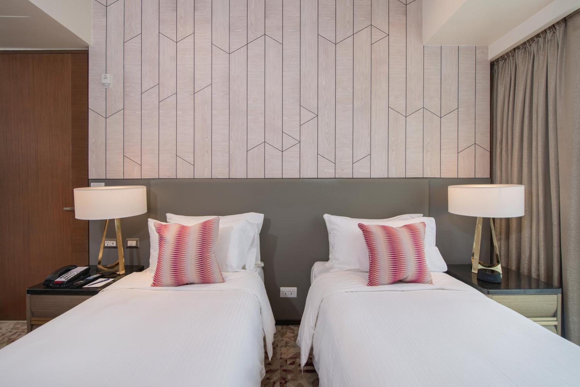 Somerset Central Salcedo Makati Makati City Екстериор снимка